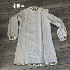 Vintage mod go-go style  long sleeve dress size 7 made of rayon